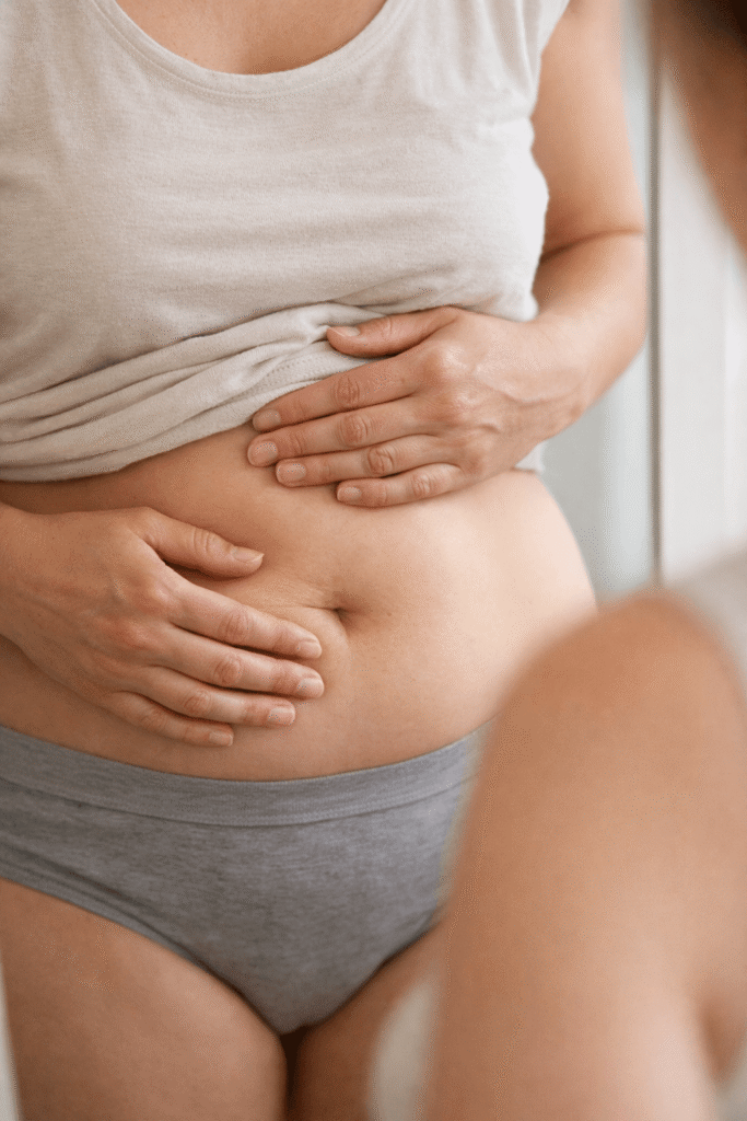 Cortisol Bauch im Spiegel